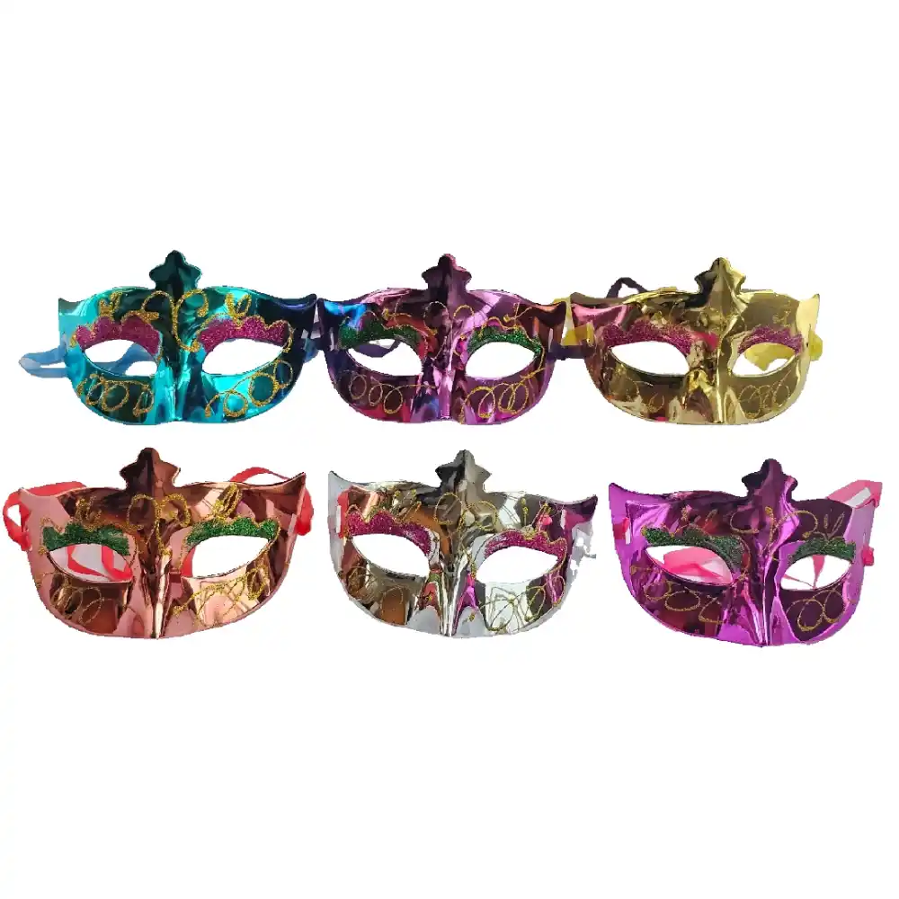 Pack of 12 masquerade masks for parties